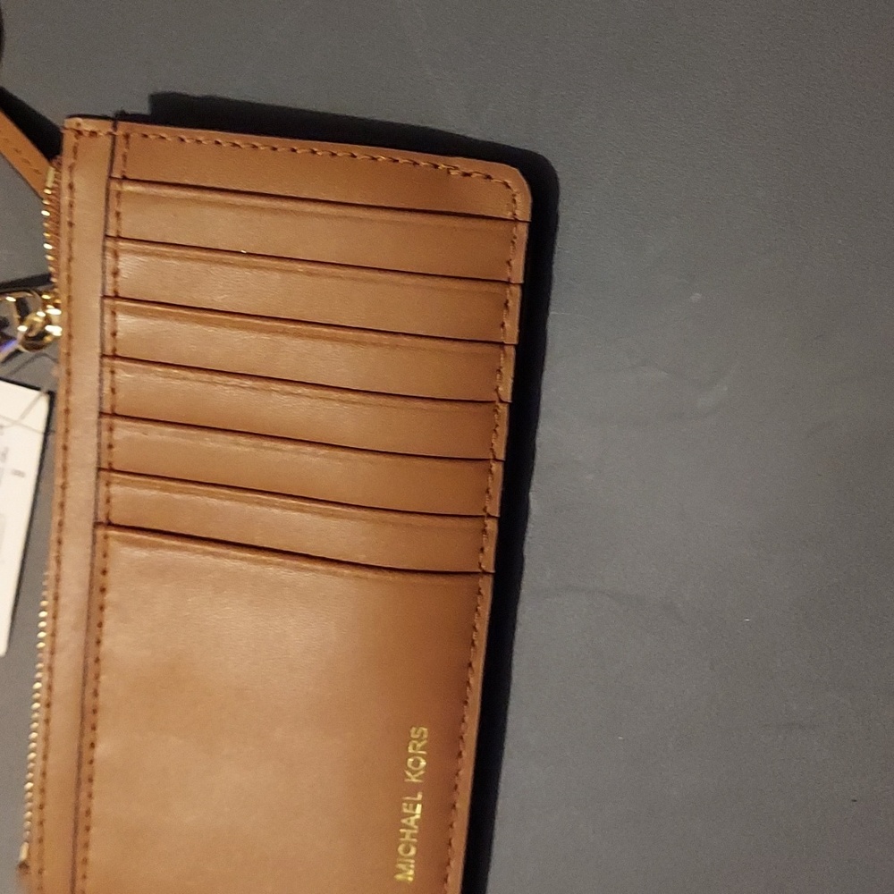 Michael Michael Kors Signature Jet Set Charm Medium Slim Card Case - Brown/Cream - Picture 4 of 5